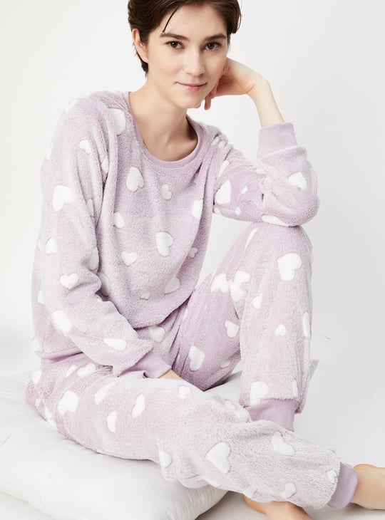 Women Heart Patterned Fleece Pyjama Set