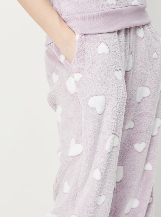 Women Heart Patterned Fleece Pyjama Set