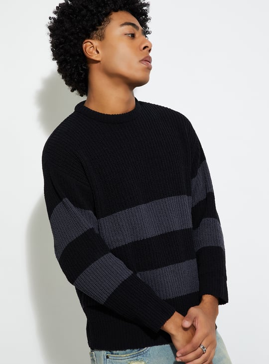 URB_N Men Oversized Striped Sweater