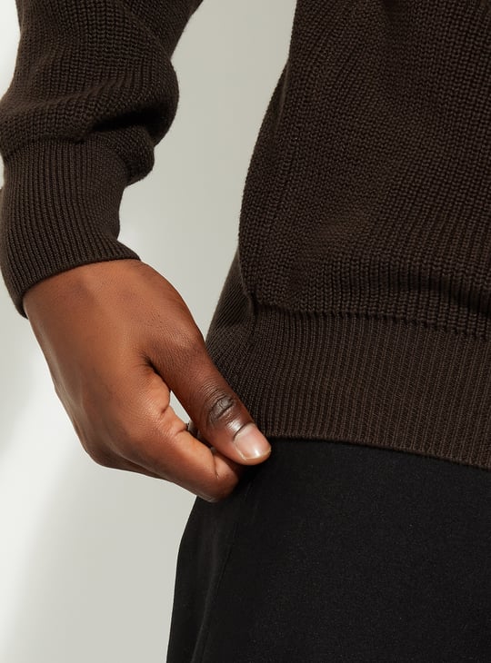 URB_N Men Knit Sweater