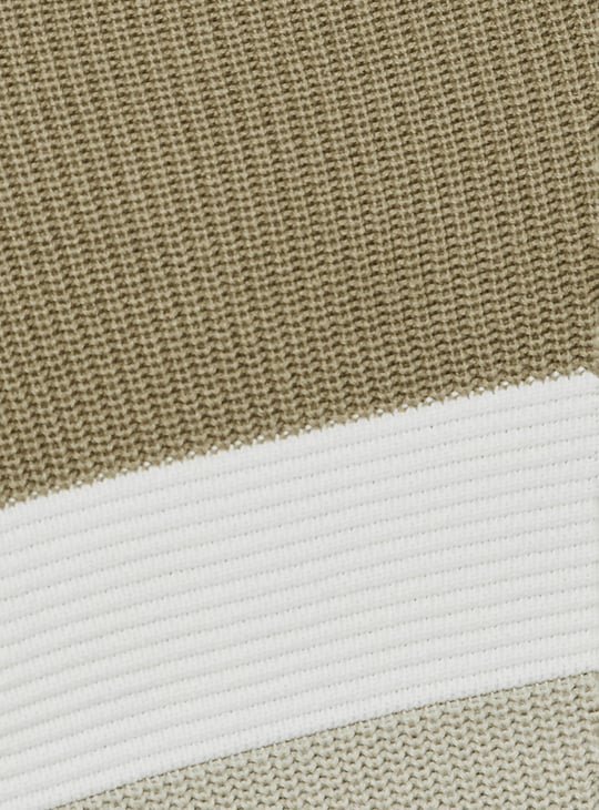 URB_N Men Colourblocked Sweater