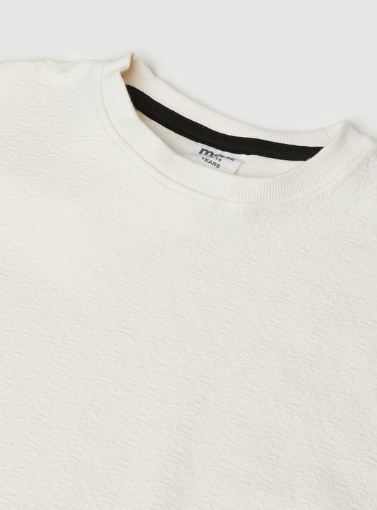 Boys Textured Boxy Fit T-shirt