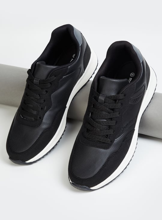 Men Lace-Up Sneakers