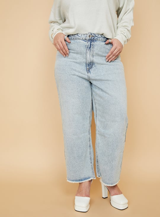 Women Straight Fit Washed Jeans