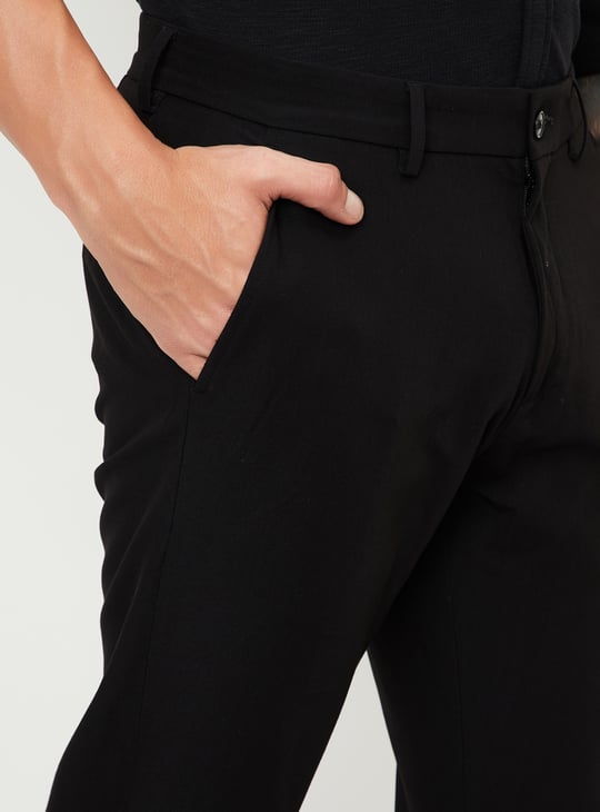 Men Solid Slim Fit Formal Trousers