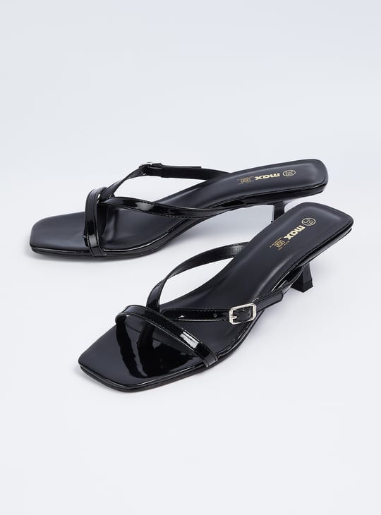 Women Solid Strappy Kitten Heels Black Solid