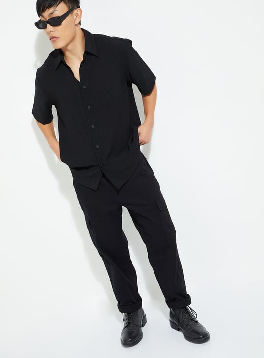 URB_N Men Textured Slim Fit Shirt