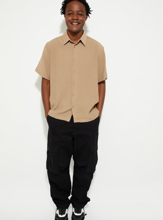 URB_N Men Textured Slim Fit Shirt