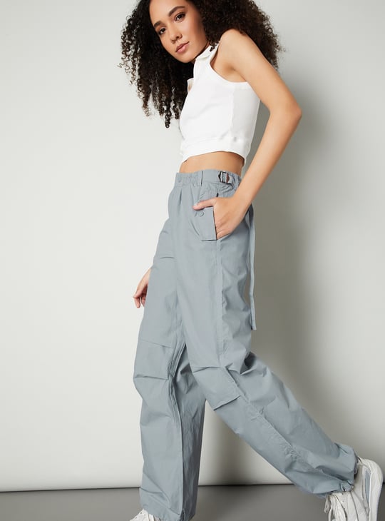 Women Solid Parachute Trousers