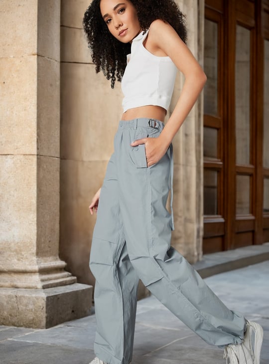Women Solid Parachute Trousers