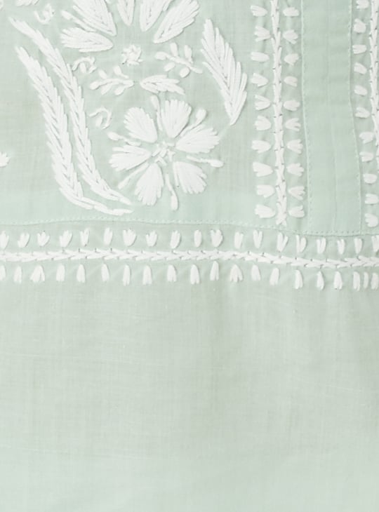 Women Chikankari Embroidered Straight Kurta