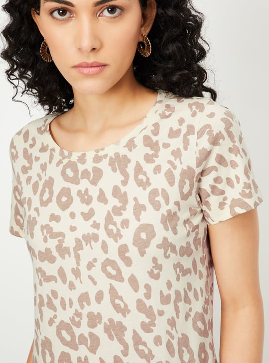 Women Abstract Printed T-shirt