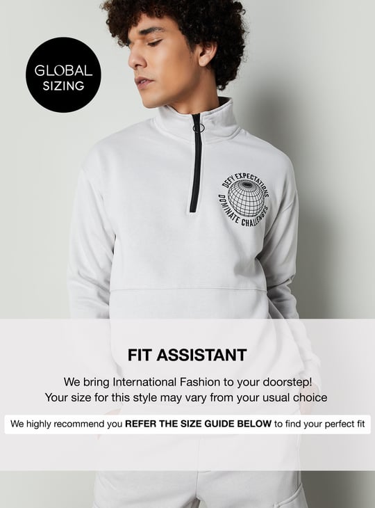 Men Embroidered Mock Collar Sweatshirt