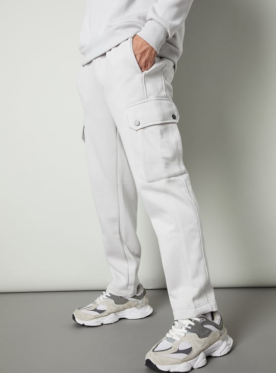 Men Relaxed Fit Solid Cargos