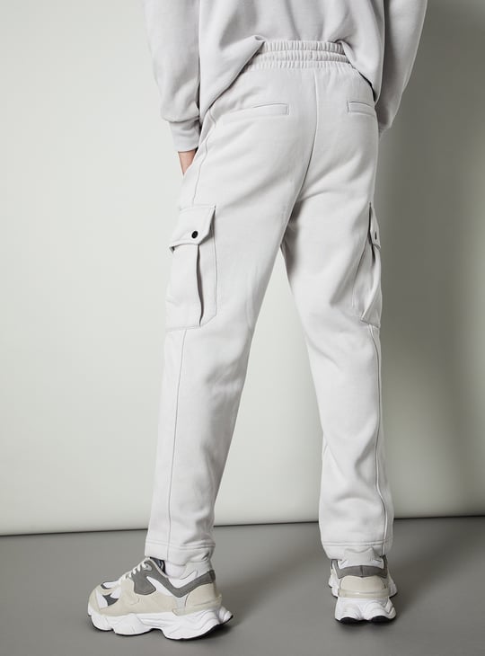 Men Relaxed Fit Solid Cargos