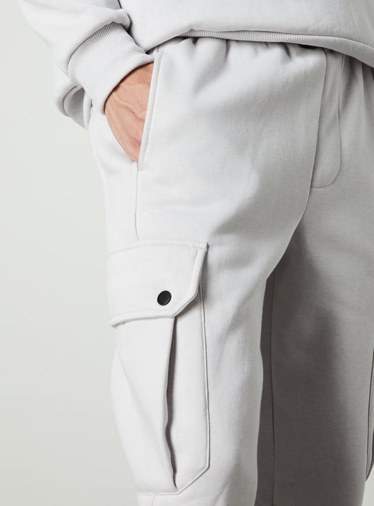 Men Relaxed Fit Solid Cargos