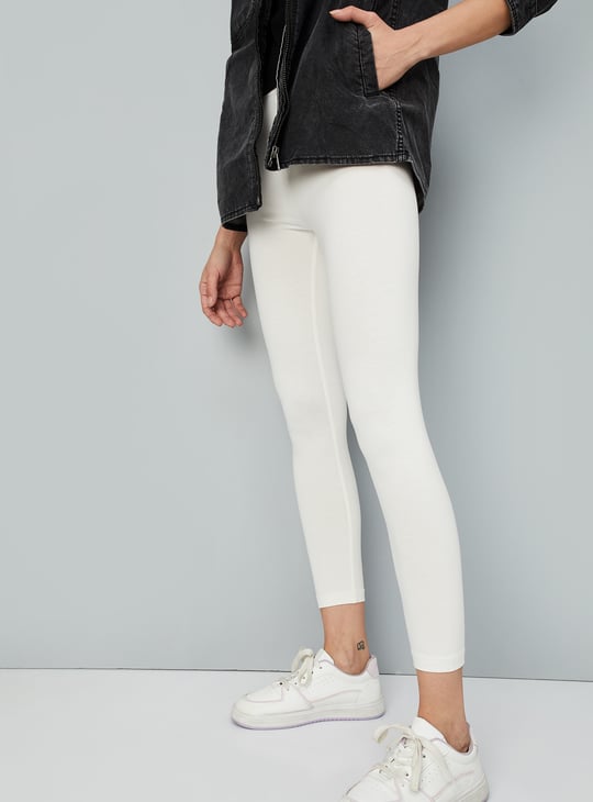 Women Solid Calf Length Leggings