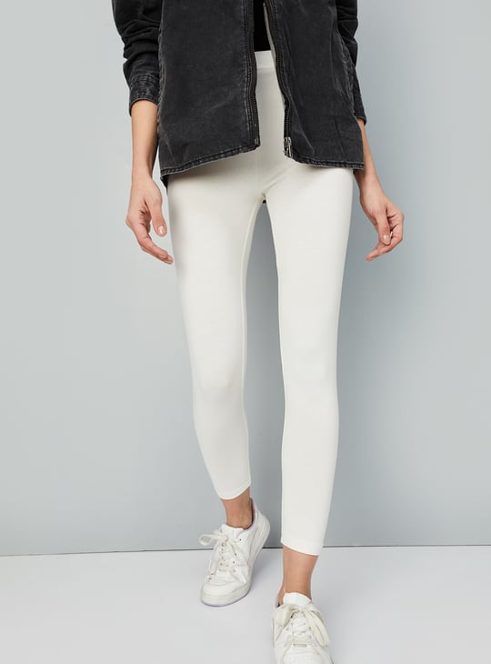 Women Solid Calf Length Leggings