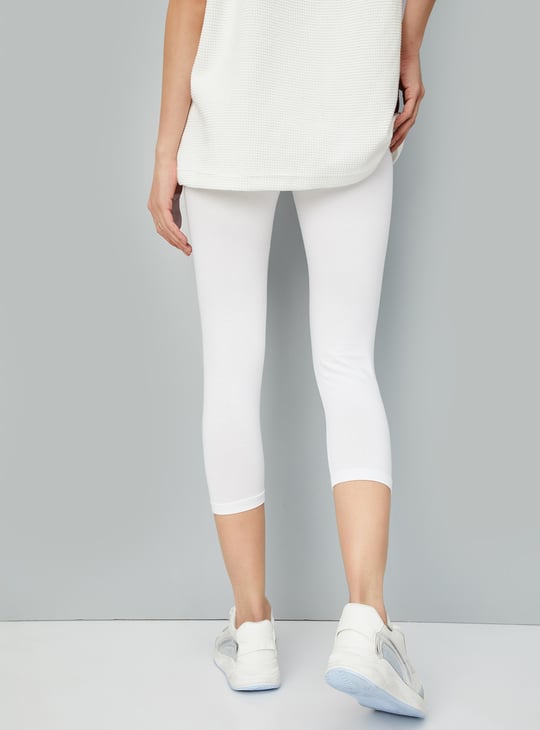 Women Solid Calf Length Leggings White Solid