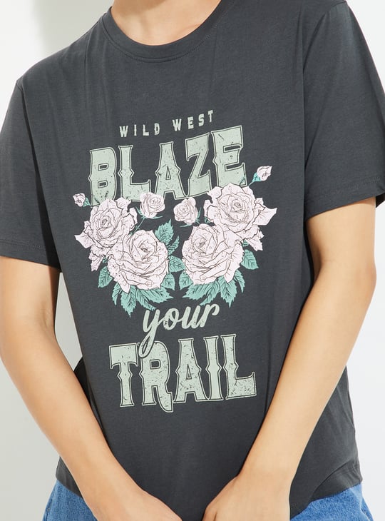 URB_N Women Relaxed Fit Graphic Printed T-shirt