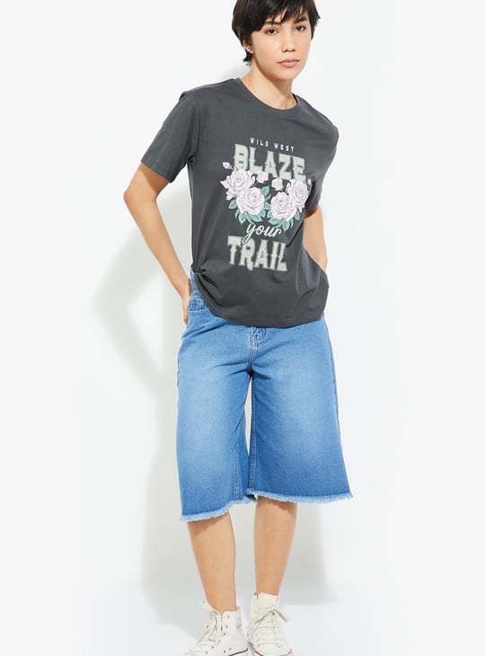 URB_N Women Relaxed Fit Graphic Printed T-shirt