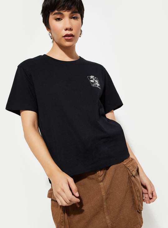 URB_N Women Relaxed Fit Back Printed T-shirt