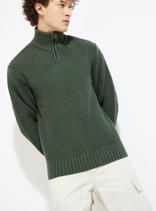 URB_N Men Knit Polo Neck Sweater