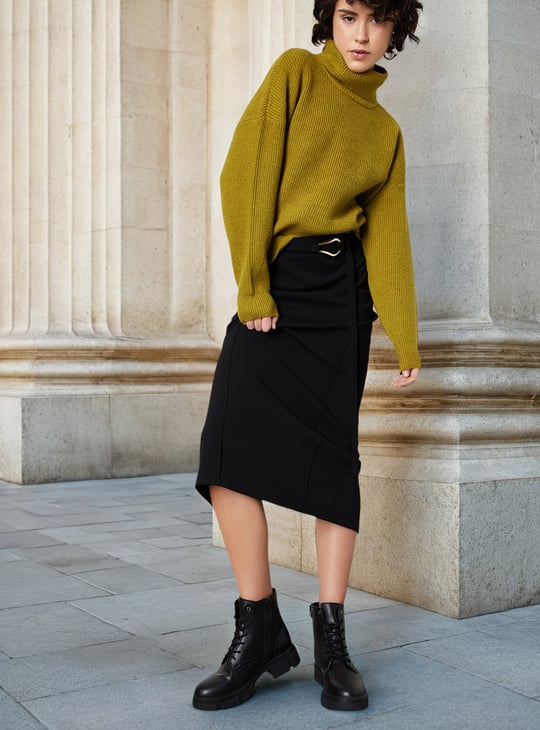 Women Turtle Neck Heavy Knit Sweater | Green | Textured