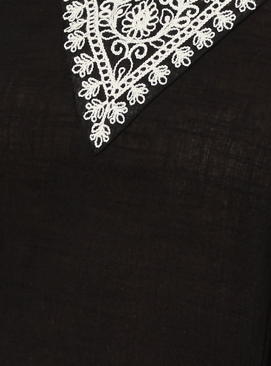 Women Embroidered Straight Kurta Set