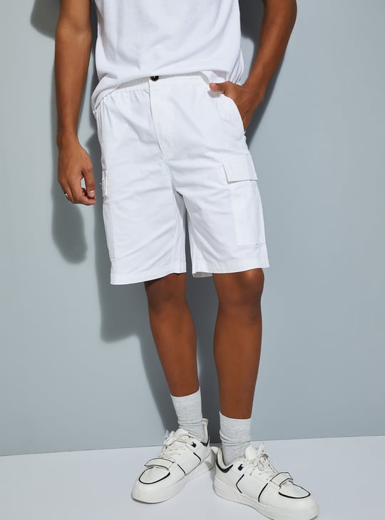 Men Solid Cargo Shorts