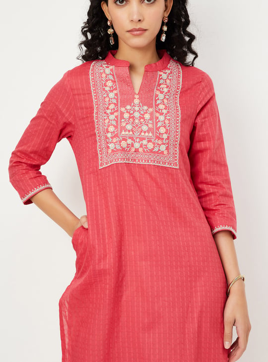 Women Embroidered Yoke Straight Kurta