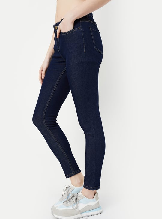 Women Solid Skinny Fit Jeans