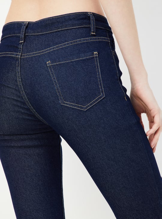 Women Solid Skinny Fit Jeans
