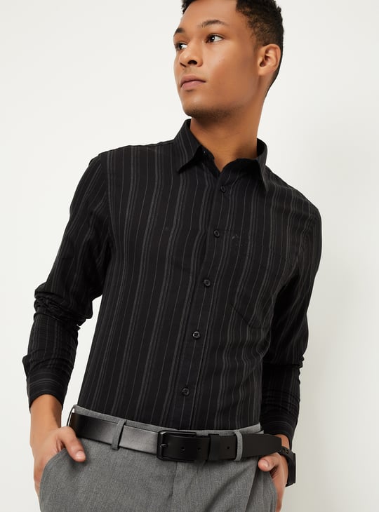 Men Striped Slim Fit Smart Casual Shirt