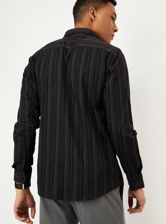 Men Striped Slim Fit Smart Casual Shirt