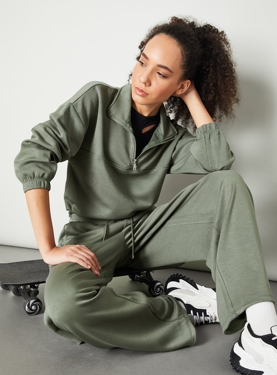 割引価格 Buy Women Solid Athleisure Sweatshirt Online at just Rs Clothing