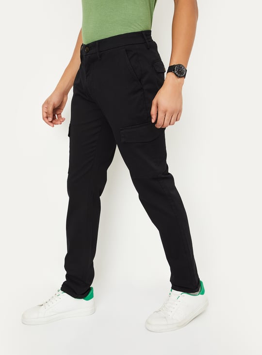 Men Solid Slim Fit Cargo Trousers