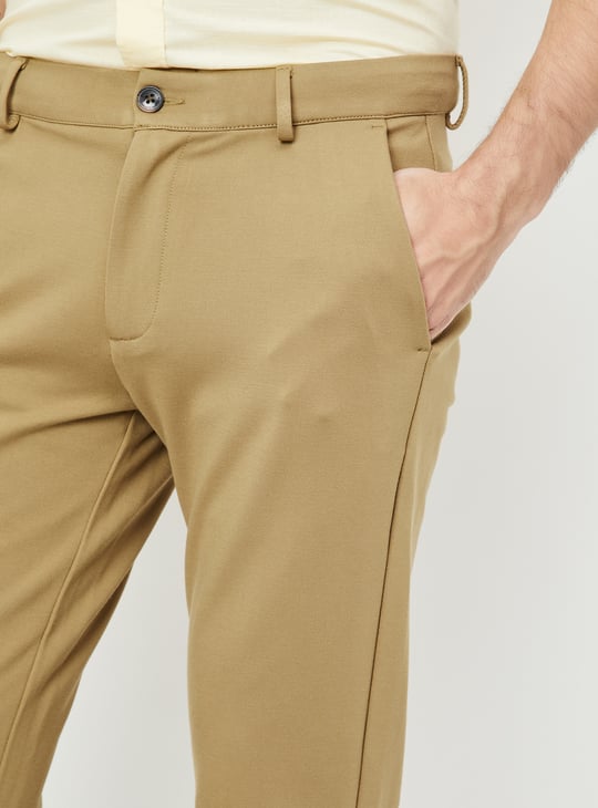 Men Solid Slim Fit Chinos