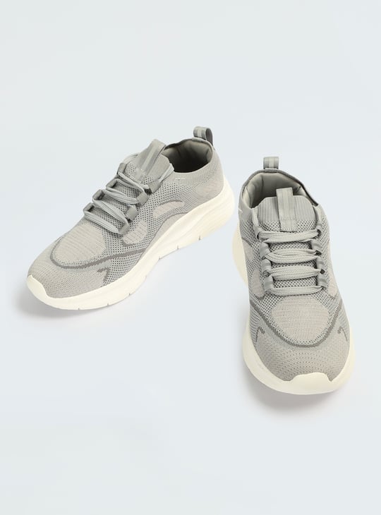 Men Mesh Sports Shoes