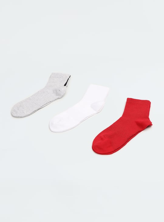 Women Assorted Ankle-Length Socks - Pack of 3