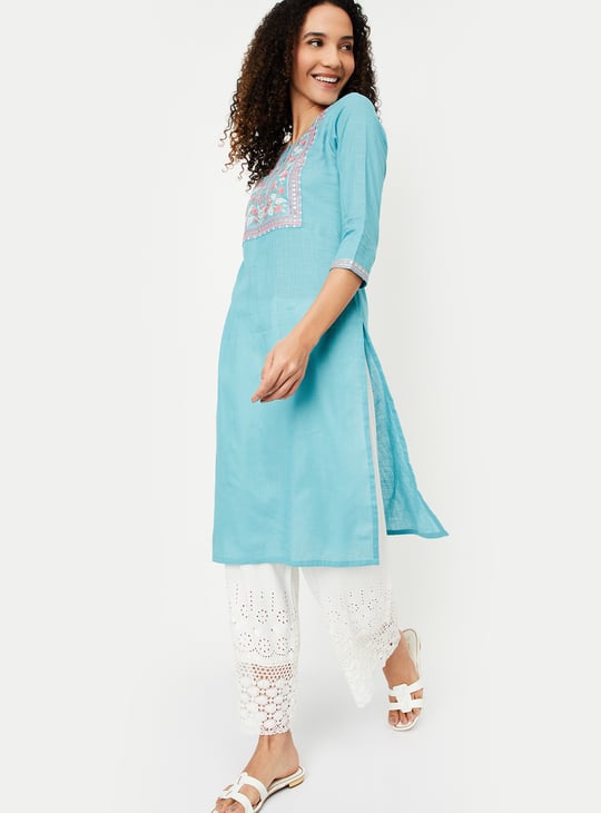 Women Embroidered Straight Kurta