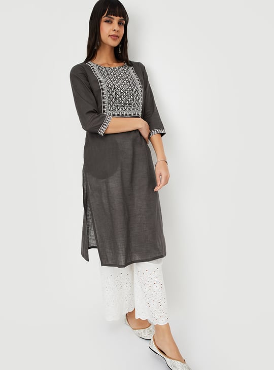 Women Embroidered Yoke Straight Kurta