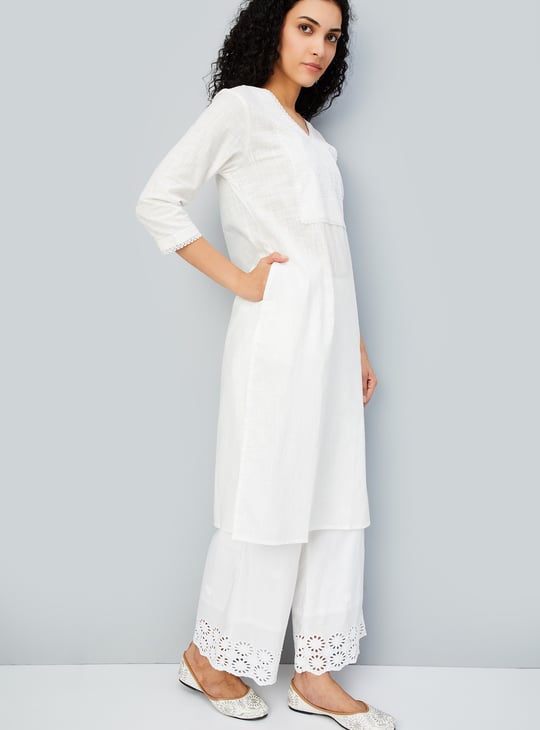 Women Embroidered Straight Kurta