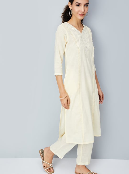 Women Embroidered Kurta Set