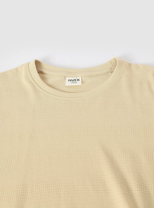 Boys Textured T-shirt