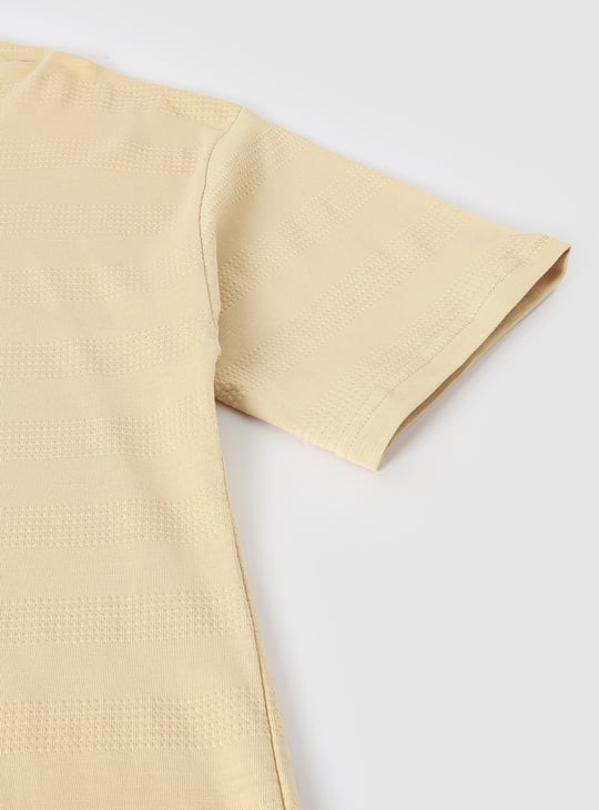 Boys Textured T-shirt