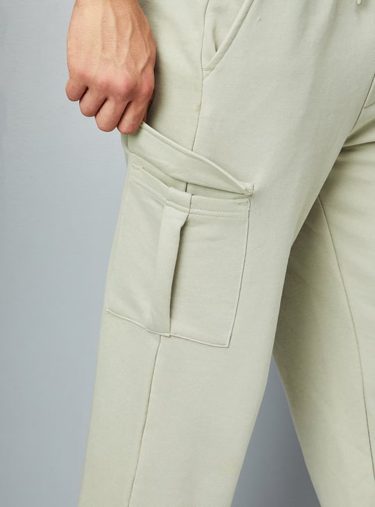 Men Solid Cargo Joggers