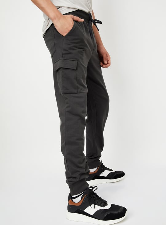 Men Solid Cargo Joggers