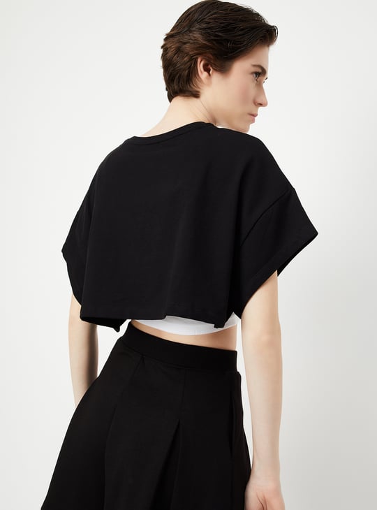 Women Athleisure Crop T-shirt with Camisole