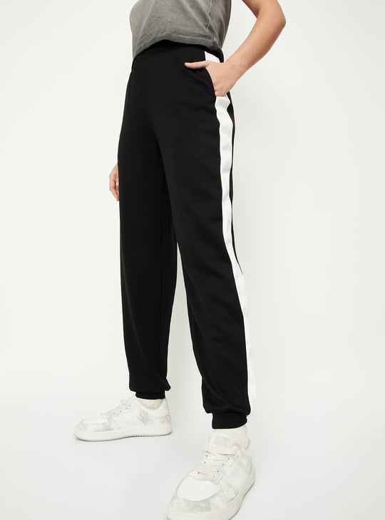 Women Side Taped Sports Joggers